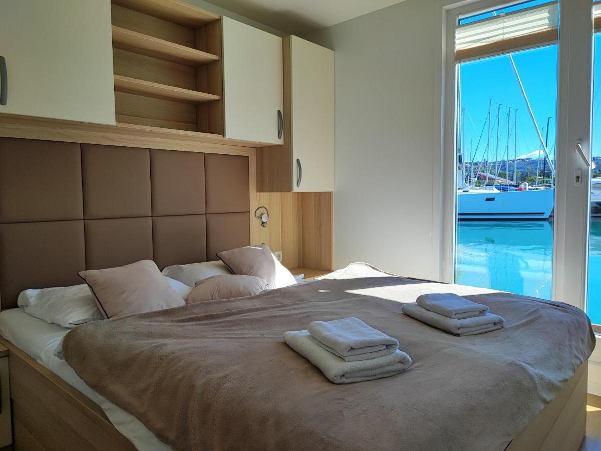 Villa Sea Lux Floating House Ajda Portorose Exterior foto