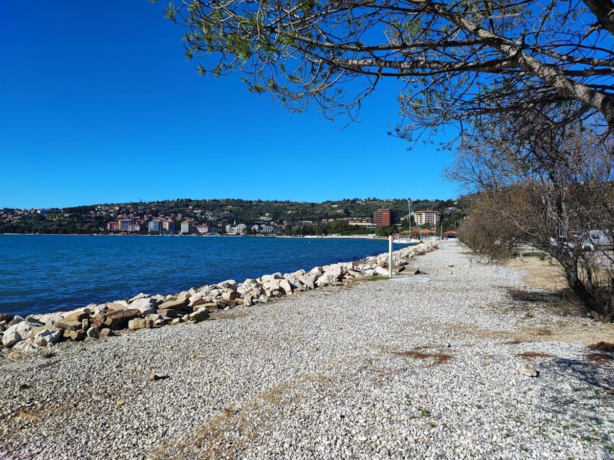 Villa Sea Lux Floating House Ajda Portorose Exterior foto